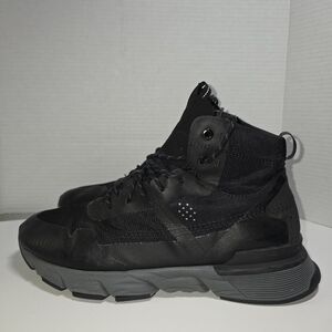 Sorel Kinetic Rush MID WP Men's 10.5 Black, Grill